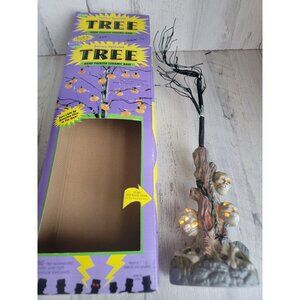 Vintage Skull tree Halloween ceramic home decor scary‎